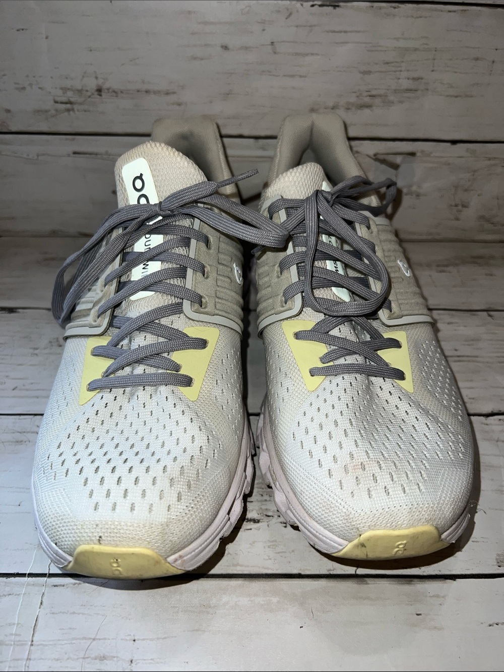 On Running Women's Cloudswift 2.0 Running Shoes White / Limelight US 10 - Picture 3 of 7